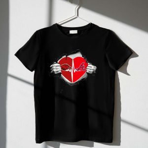 Arkansas Razorbacks & Atlanta Braves Heartbeat Graphic T-Shirt