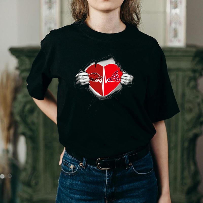 Arkansas Razorbacks & Atlanta Braves Heartbeat Graphic T-Shirt - Image 2