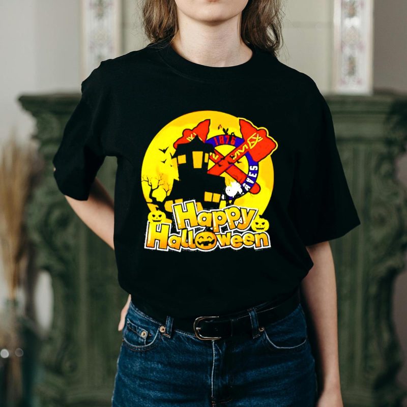 Atlanta Braves Happy Halloween Haunted House Pumpkins T-Shirt - Image 2