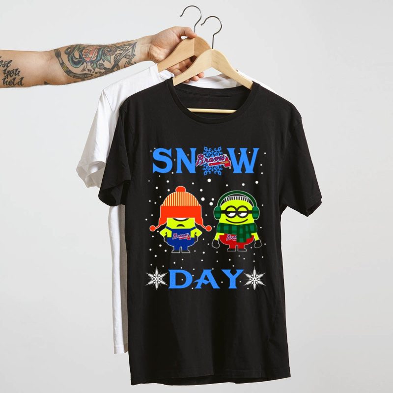 Atlanta Braves Minion Fans Winter Holiday T-Shirt For Snow Days - Image 4