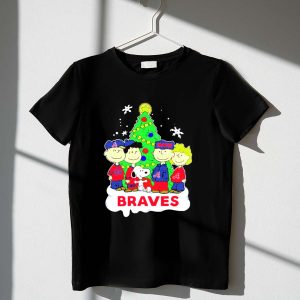 Snoopy Characters Christmas Tree T-Shirt For Atlanta Braves Fans