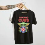 Baby yoda hug chicago cubs shirt t shirt 4 4.jpg