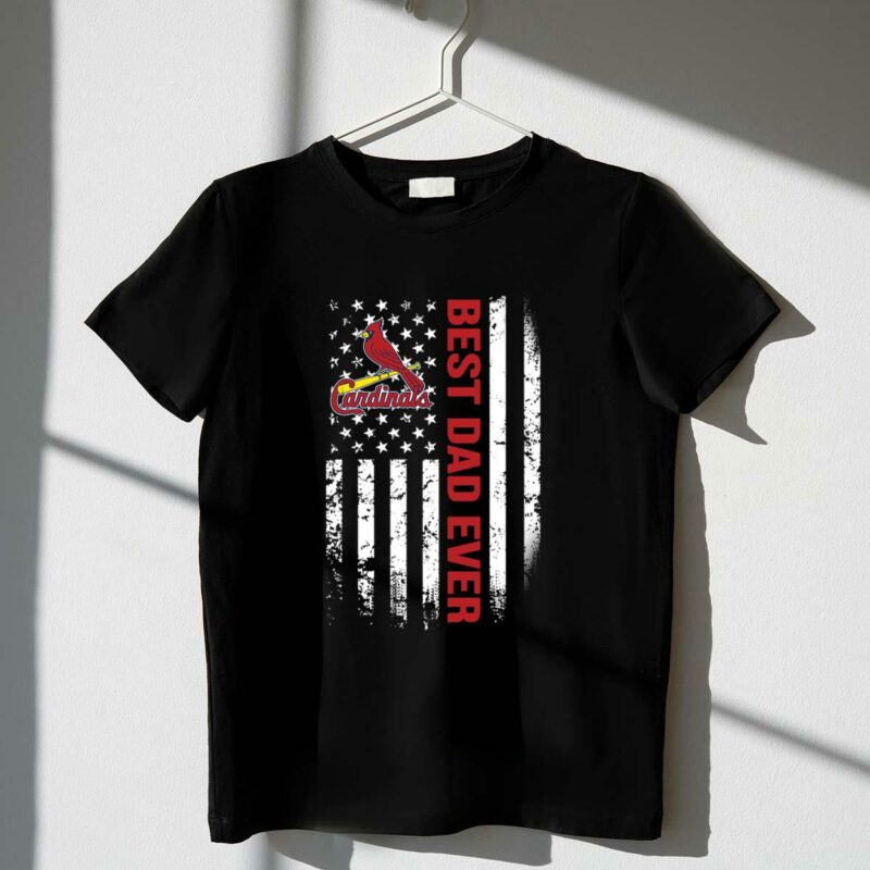 Best St. Louis Cardinals Dad Ever Graphic T-Shirt – American Flag Gift - Image 4