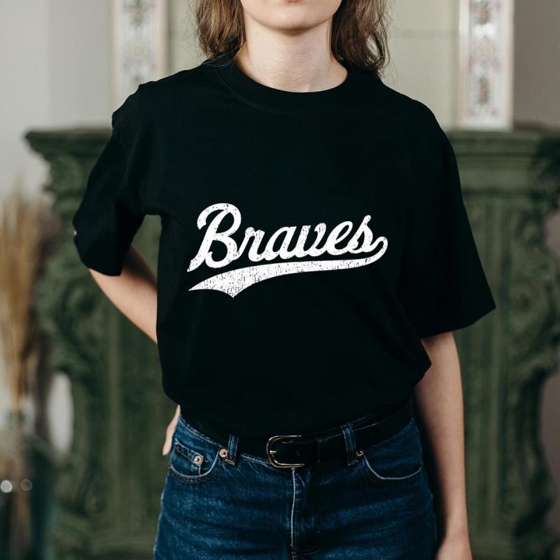 Distressed Script Braves T-Shirt For Stylish Sports Fans - Image 2