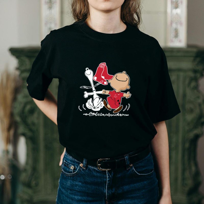 Charlie Brown Snoopy Boston Red Sox Graphic T-Shirt for Fans - Image 2