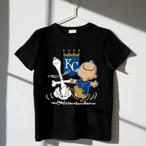 Snoopy Charlie Brown Kansas City Royals T-Shirt For Fans