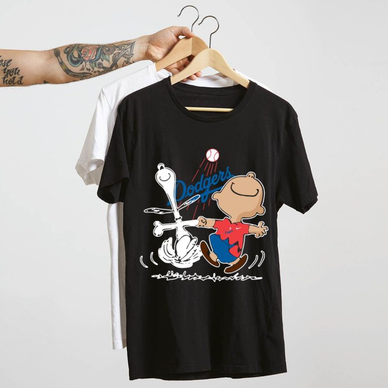 Snoopy Charlie Brown Los Angeles Dodgers T-Shirt for Fans - Image 4