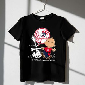 Snoopy Charlie Brown New York Yankees T-Shirt For Fans And Collectors