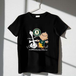 Snoopy Charlie Brown Oakland Athletics T-Shirt For Fans