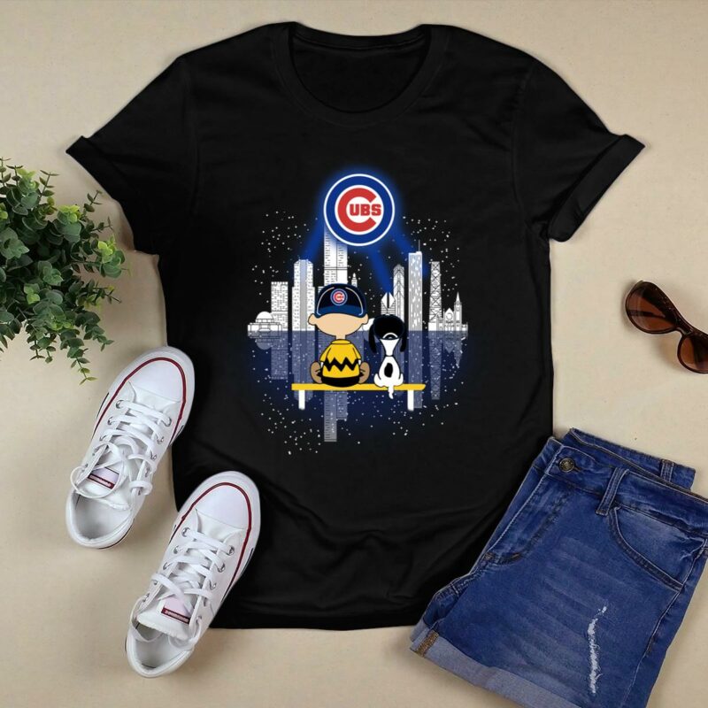 Charlie brown and snoopy dog watching city chicago cubs shirt t shirt 0.jpg
