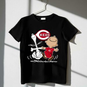 Charlie brown snoopy cincinnati reds shirt t shirt 1 1.jpg