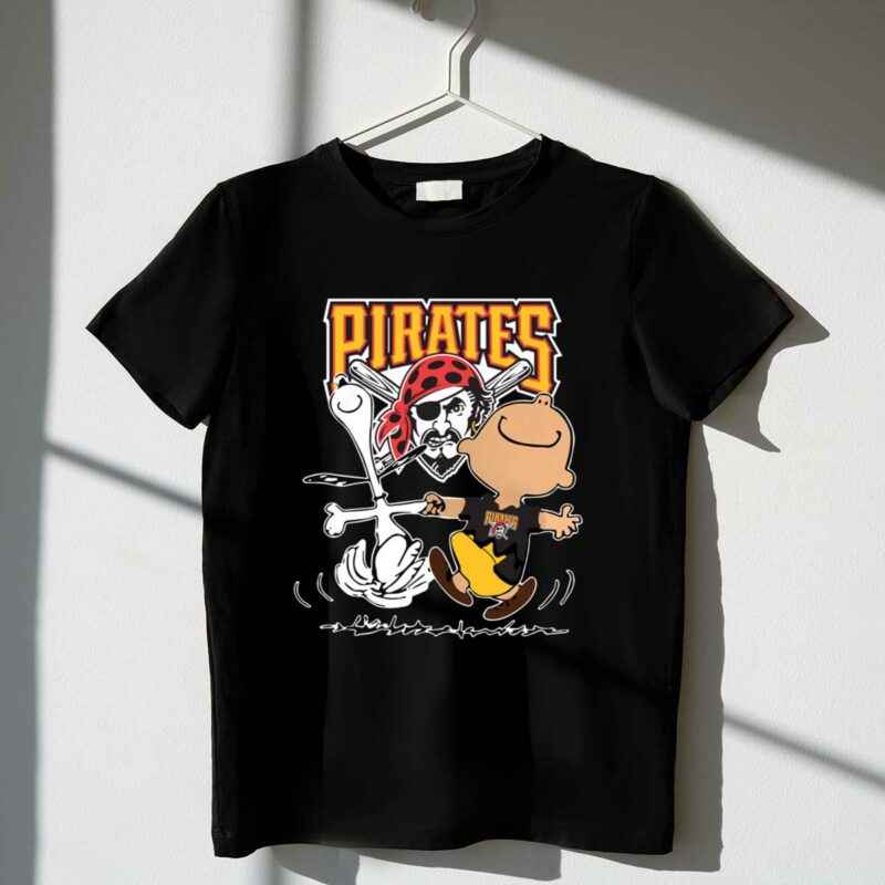 Snoopy Charlie Brown Pittsburgh Pirates Graphic T-Shirt for Fans