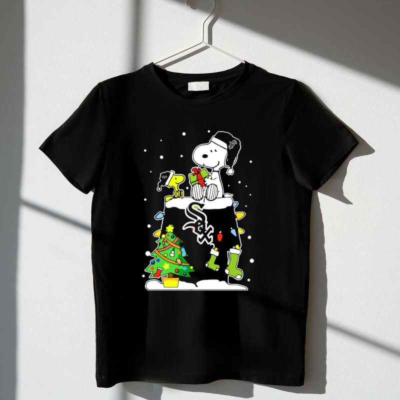 Chicago White Sox Snoopy Christmas Chimney Scene T Shirt t shirt 1 1