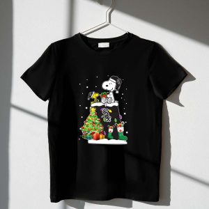 Chicago White Sox Snoopy & Woodstock Christmas T-Shirt For Fans