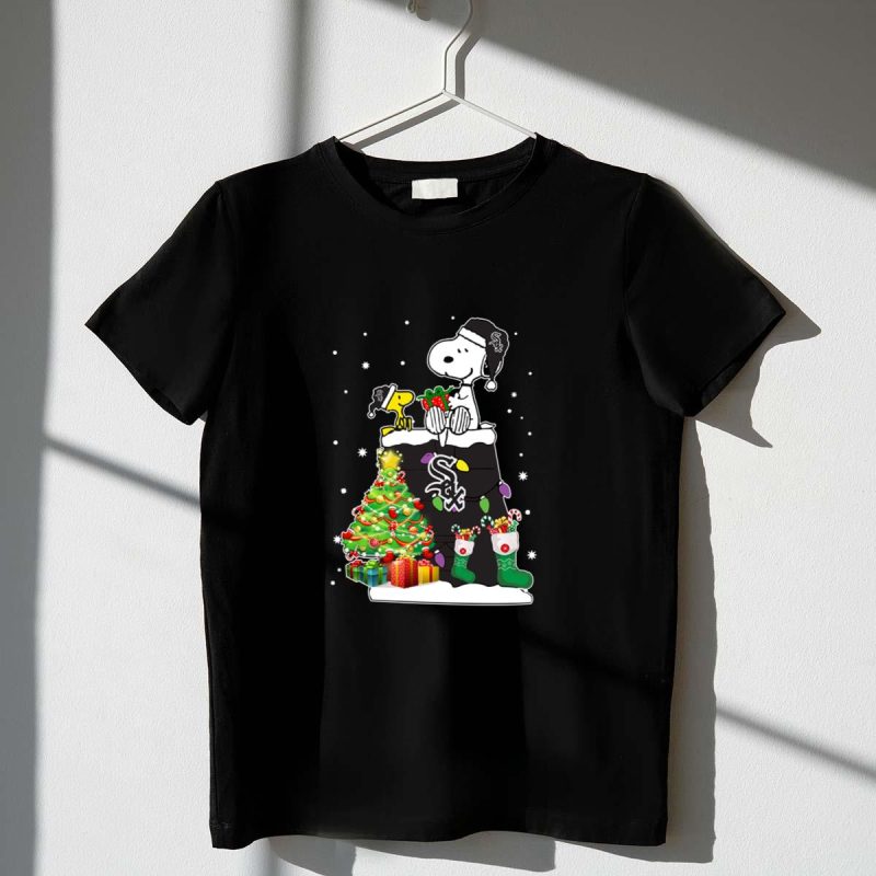 Chicago White Sox Snoopy Woodstock Christmas Shirt t shirt 1 1