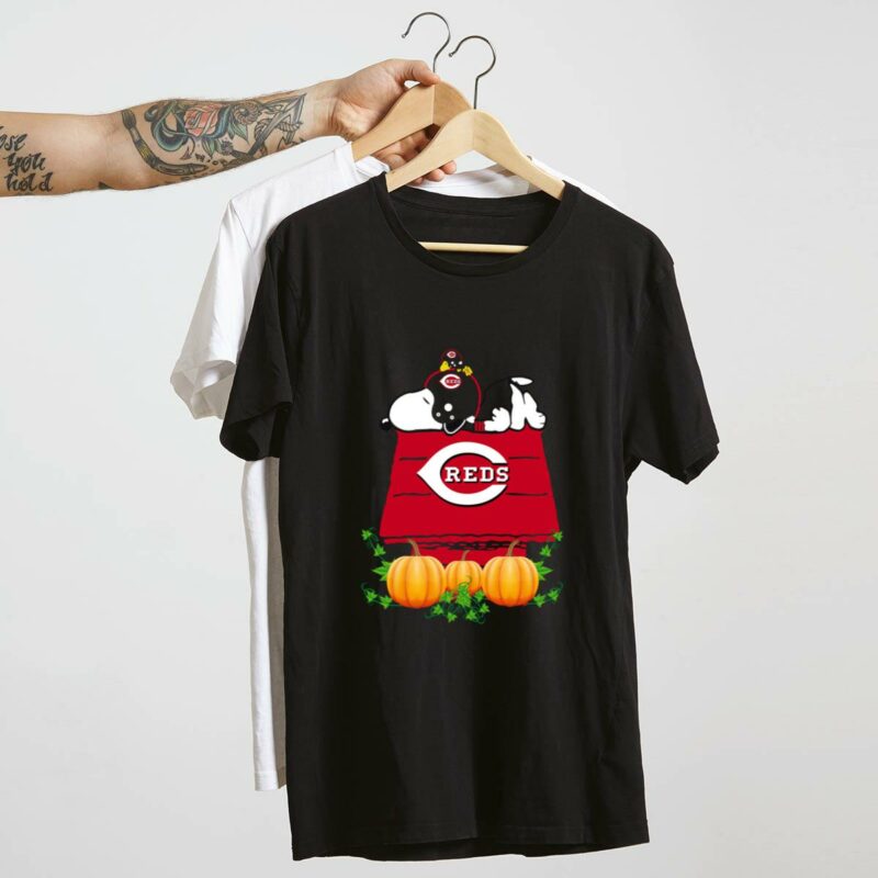 Cincinnati reds snoopy pumpkin house shirt t shirt 4 4.jpg