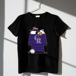 Colorado Rockies Snoopy & Woodstock Relaxing Together T-Shirt