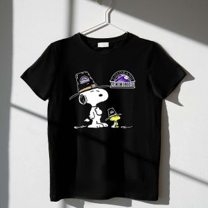 Colorado Rockies Snoopy Woodstock Pilgrim Hat Graphic T-Shirt
