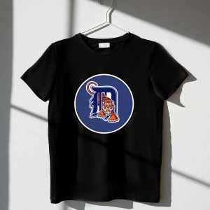 Detroit Tigers Fierce Tiger Design T-Shirt With Iconic D Logo