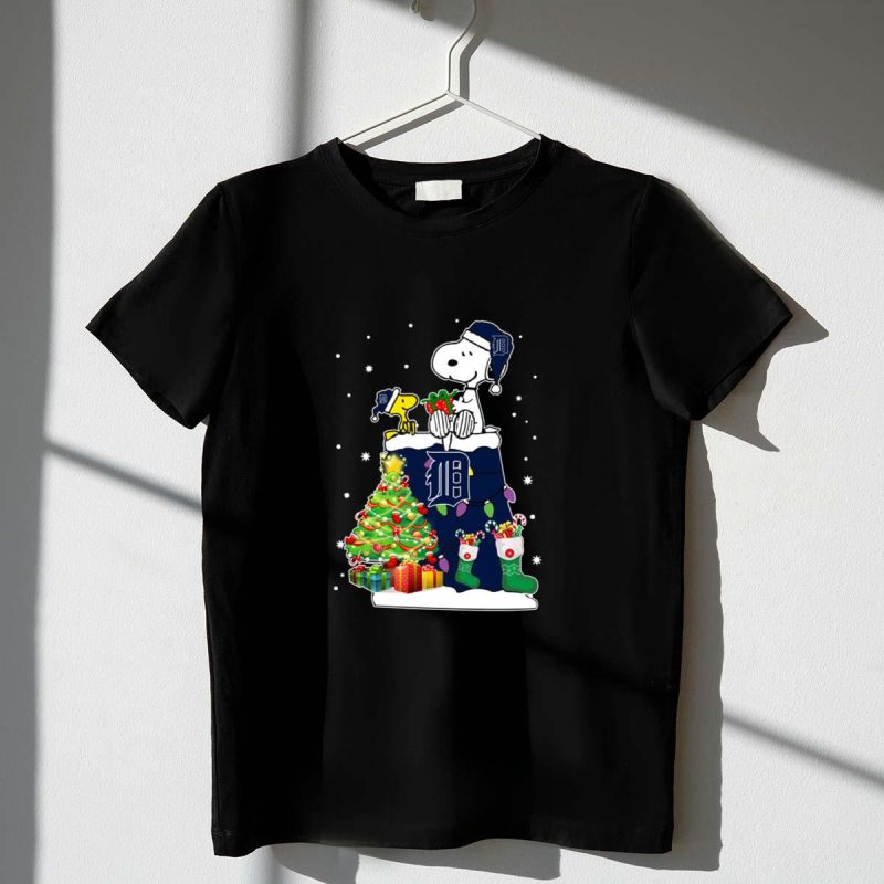 Detroit tigers snoopy woodstock christmas shirt t shirt 1 1
