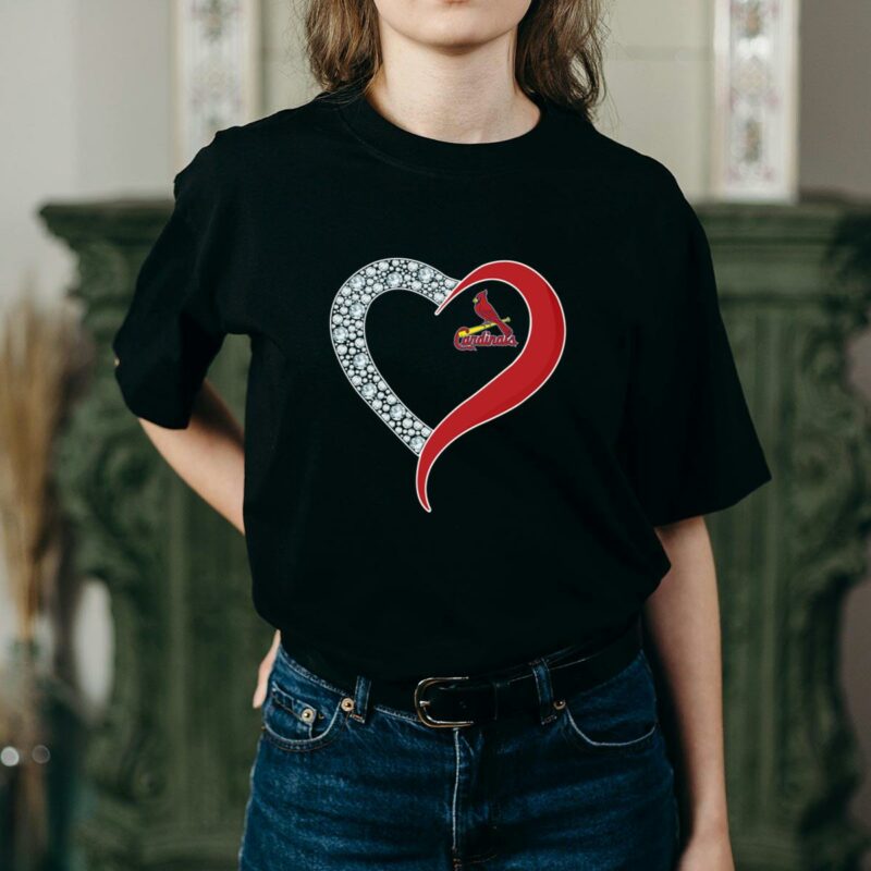 Diamond St Louis Cardinals Heart Graphic T-Shirt – Unisex Baseball Gift - Image 2