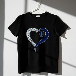 Diamond Detroit Tigers Heart T-Shirt - Perfect For Fans & Collectors