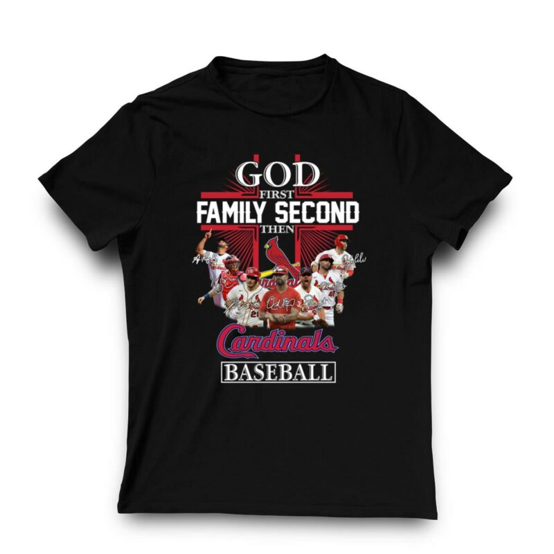 God First Family Second St. Louis Cardinals Graphic T-Shirt – Unisex Gift - Image 3