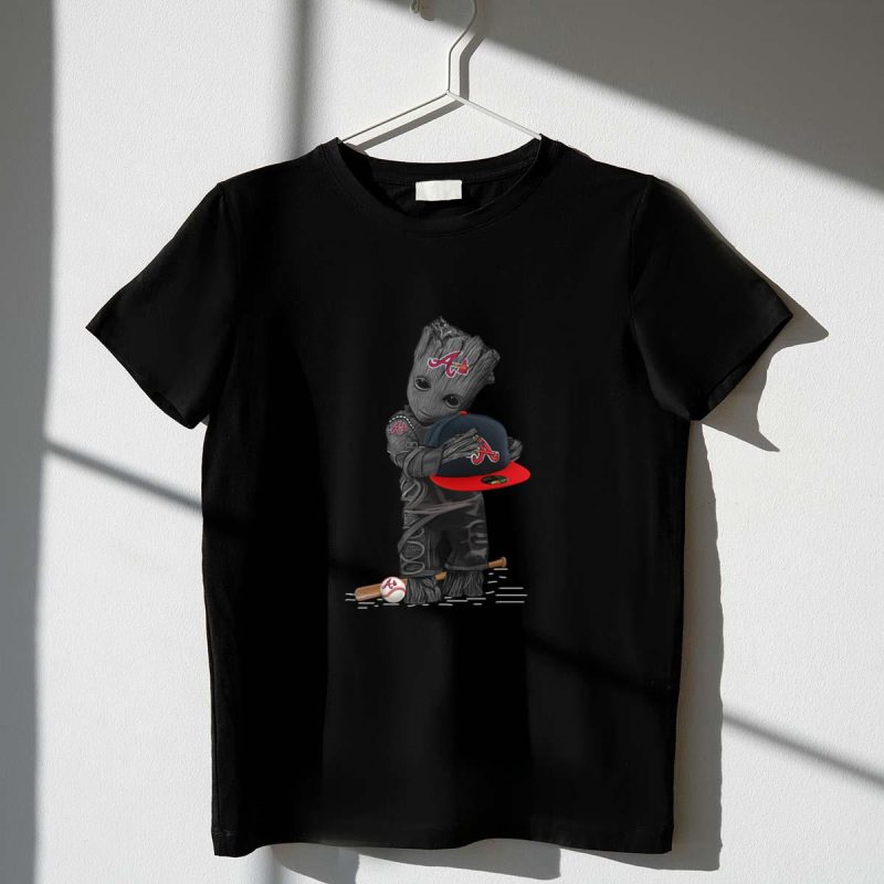 Groot Hug Atlanta Braves Baseball T-Shirt For Fans And Collectors