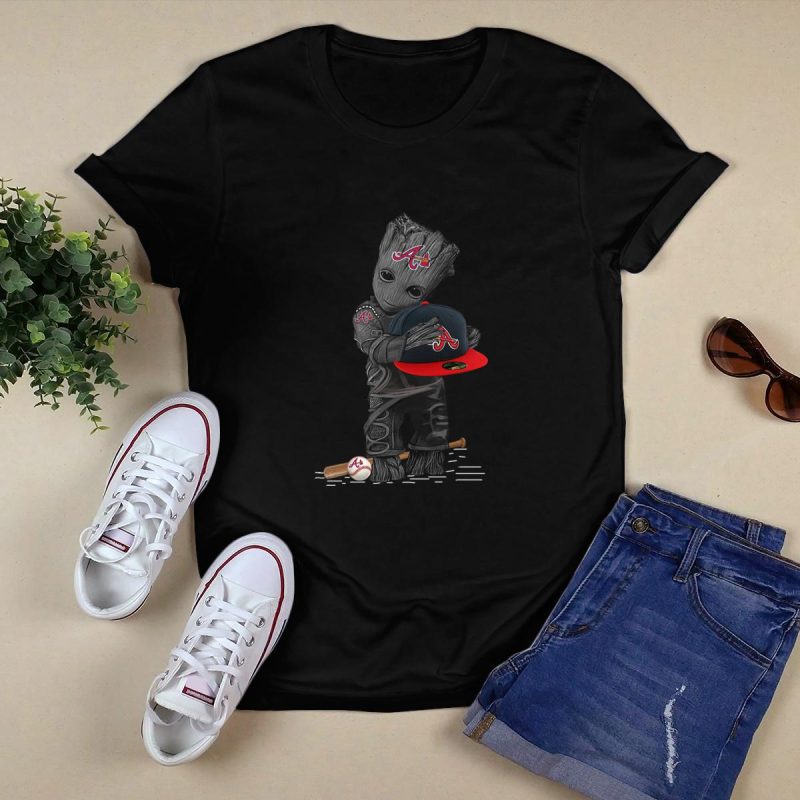 Groot Hug Atlanta Braves Baseball T-Shirt For Fans And Collectors - Image 5