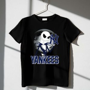 Jack Skellington Halloween Moon Sports Mashup T-Shirt For Yankees Fans