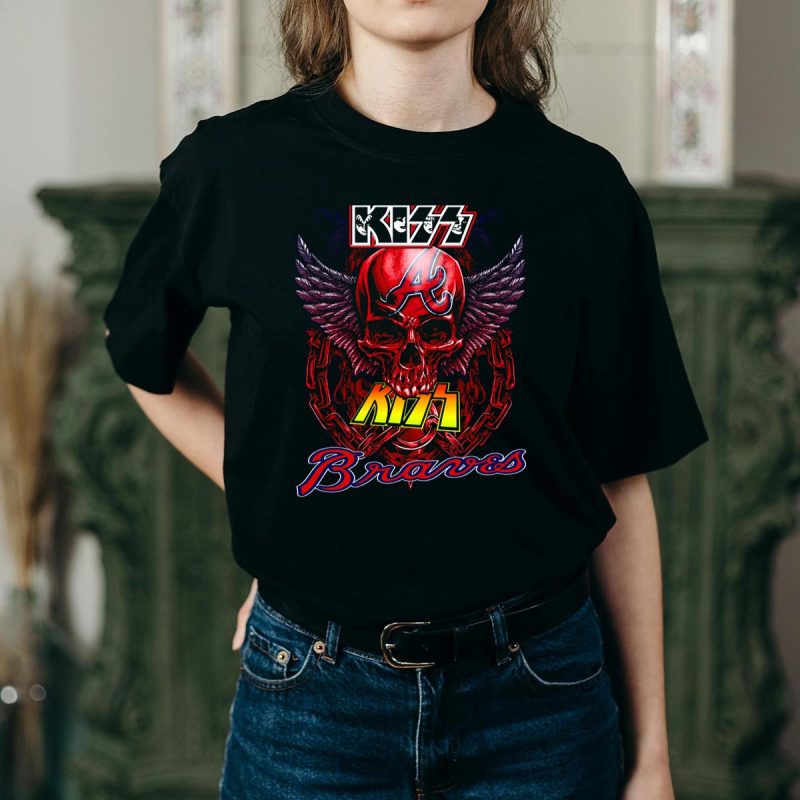 Atlanta Braves Skull Logo Wings Chains T-Shirt - Stylish Fan Apparel - Image 2