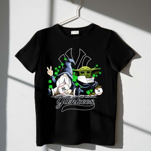 Baby Yoda Yankees Logo T-Shirt - Fun Leprechaun Gnome Baseball Tee