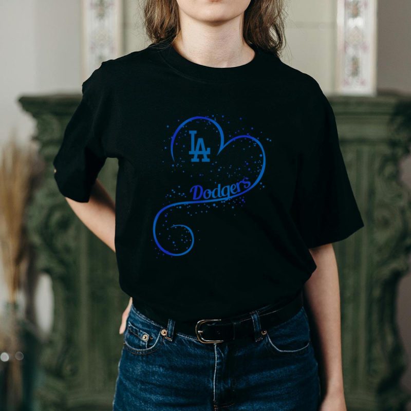 Los Angeles Dodgers Heart Graphic T-Shirt for Fans - Image 2