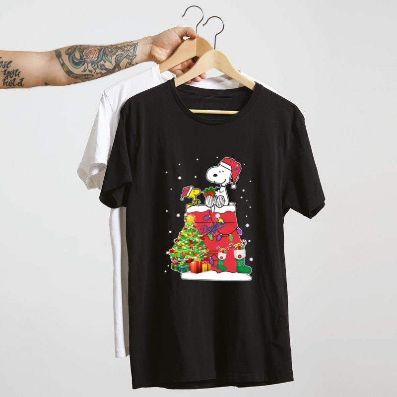 Los Angeles Dodgers Snoopy & Woodstock Christmas T-Shirt for Fans - Image 4