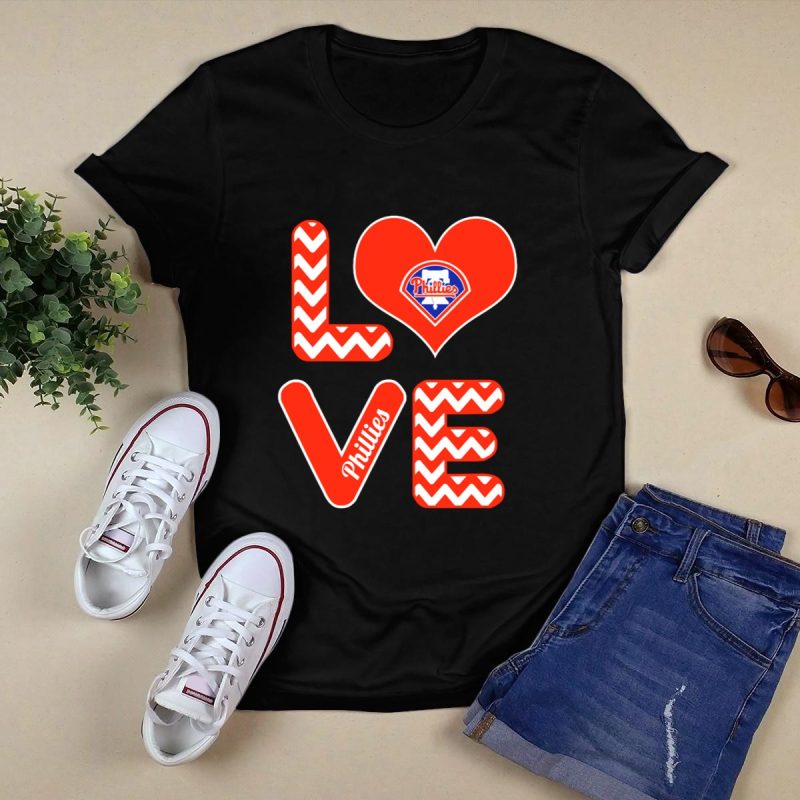 Philadelphia Phillies Heart Graphic T-Shirt for Baseball Fans - Image 5
