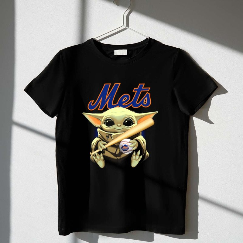New York Mets Baby Yoda with Baseball and Bat T Shirt t shirt 1 1