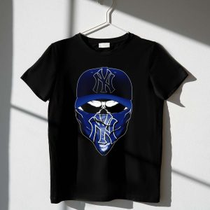 New York Yankees Skull Bandana Graphic T-Shirt For Fans