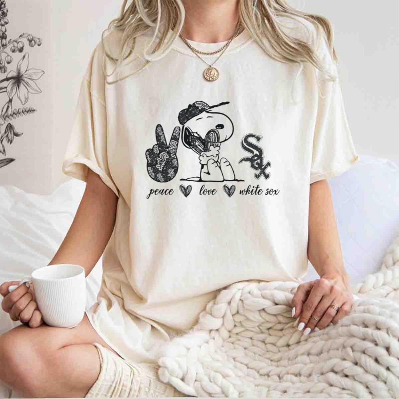 Peace Love Chicago White Sox Snoopy Baseball Fan T Shirt t shirt 1 1