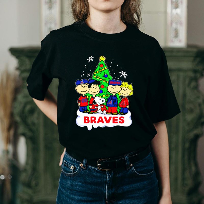 Peanuts Characters Christmas T-Shirt With Atlanta Braves Snowflakes Design - Image 2