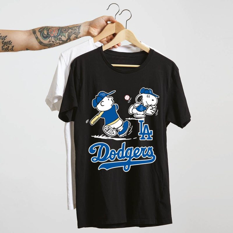 Charlie Brown & Snoopy Baseball Los Angeles Dodgers T-Shirt - Image 4