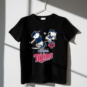 Charlie Brown & Snoopy Baseball T-Shirt | Minnesota Twins Fan Apparel