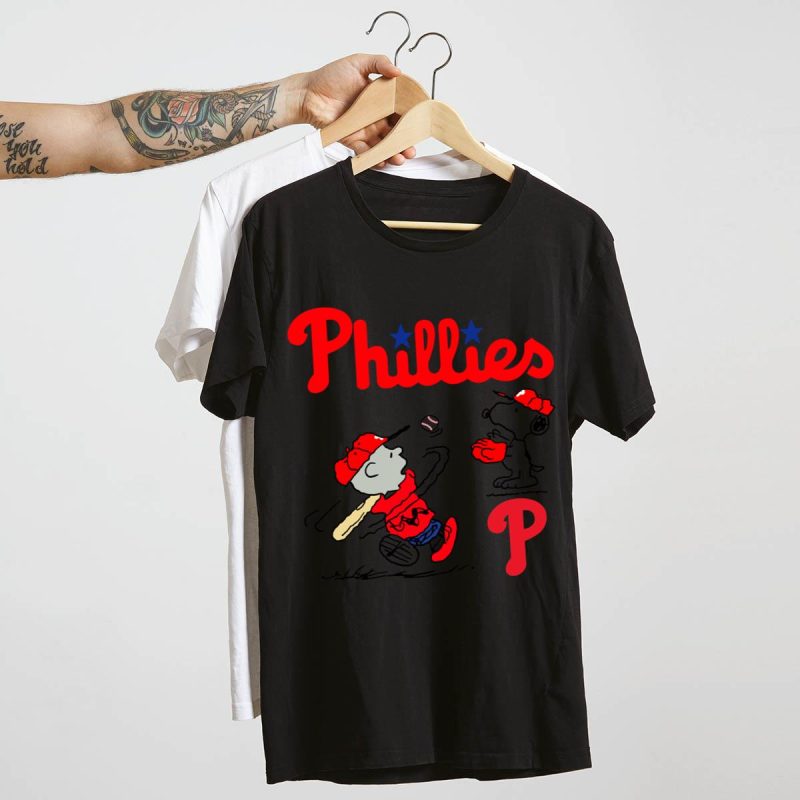 Charlie Brown & Snoopy Baseball T-Shirt - Fun Peanuts Fan Gear - Image 4