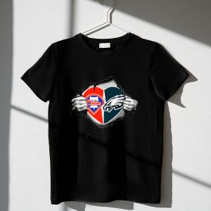 Philadelphia Eagles Phillies Heart Logo Distressed Fabric T-Shirt