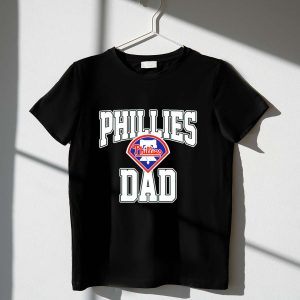 Vintage Philadelphia Phillies Dad T-Shirt with Retro Logo Design