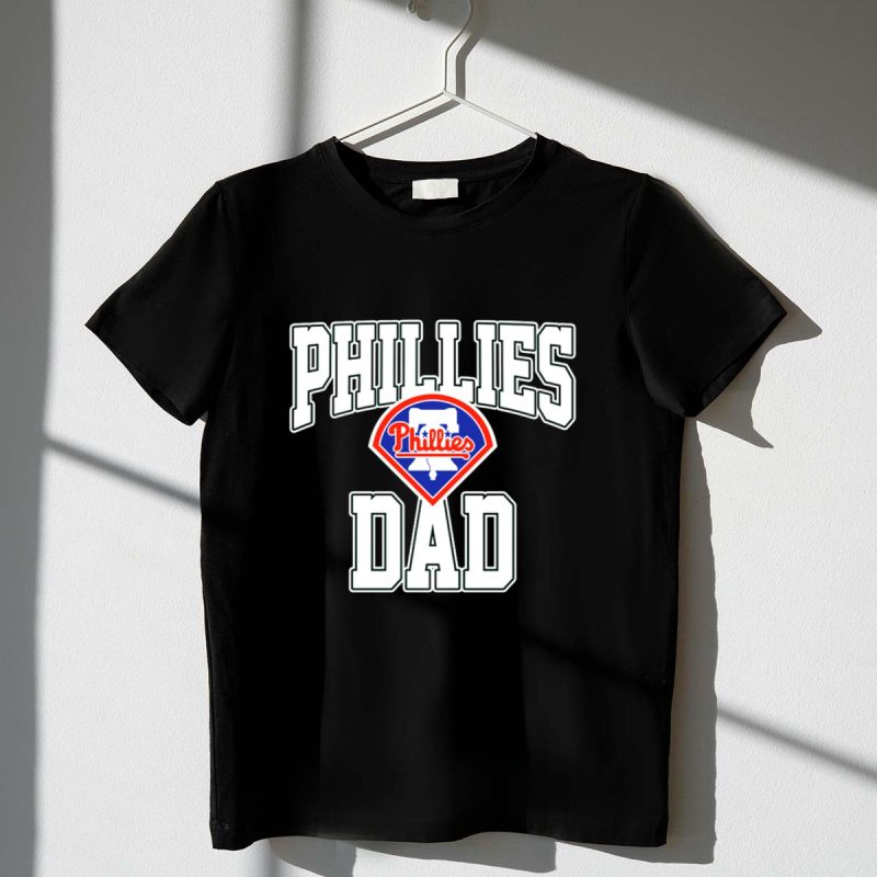 Vintage Philadelphia Phillies Dad T-Shirt with Retro Logo Design