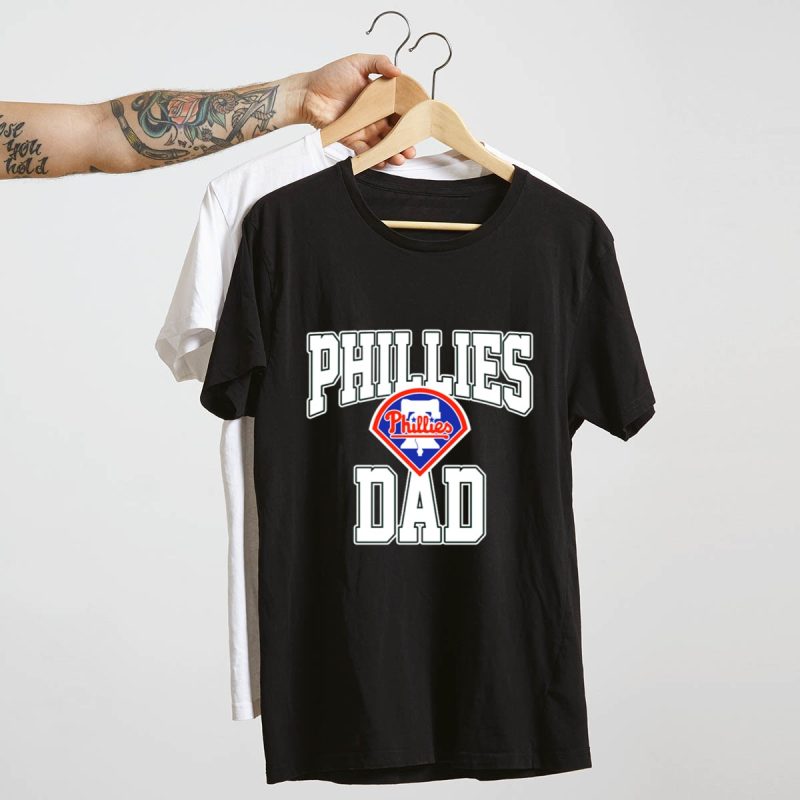 Vintage Philadelphia Phillies Dad T-Shirt with Retro Logo Design - Image 4