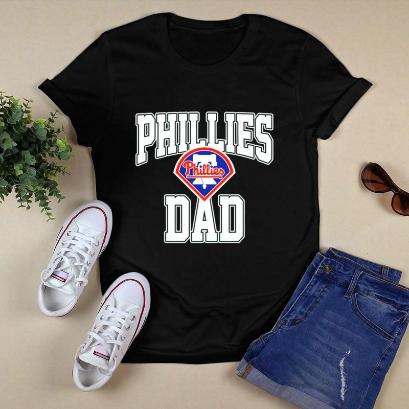 Vintage Philadelphia Phillies Dad T-Shirt with Retro Logo Design - Image 5