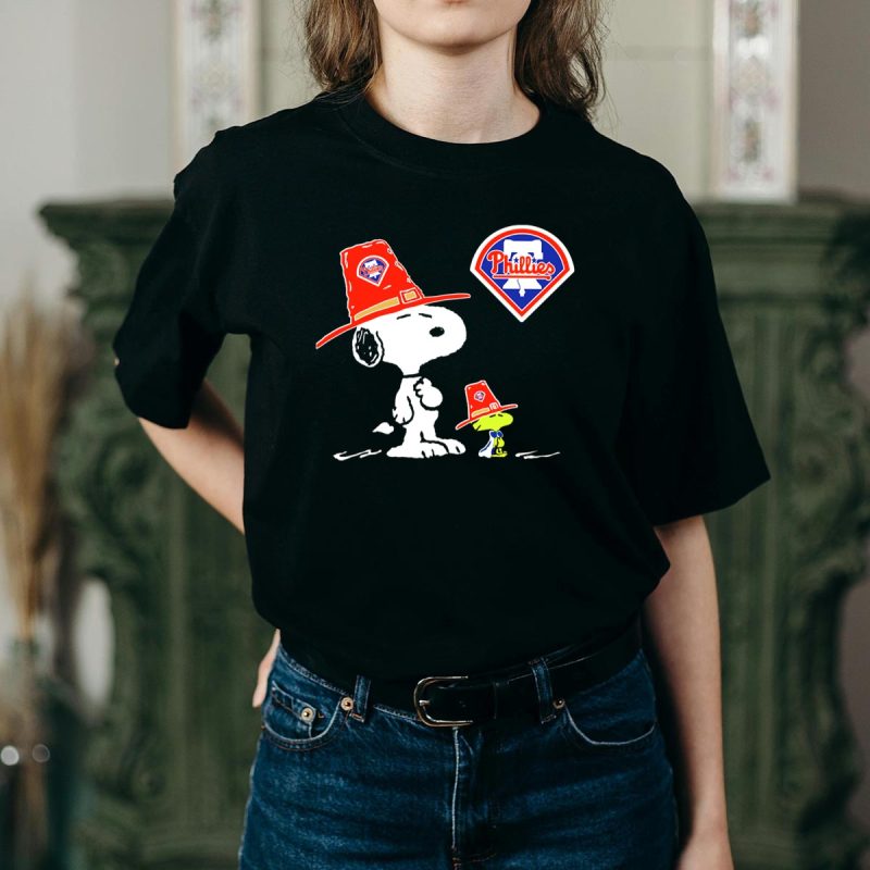 Philadelphia Phillies Snoopy & Woodstock Graphic T-Shirt with Logo - Image 2