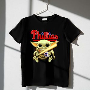 Baby Yoda Phillies T-Shirt - Cute Baseball & Bat Graphic Tee for Kids