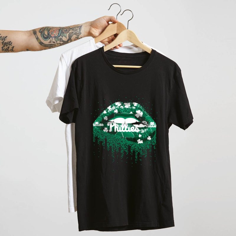 Sparkling Shamrock Phillies Green Clover Pattern T-Shirt for Fans - Image 4